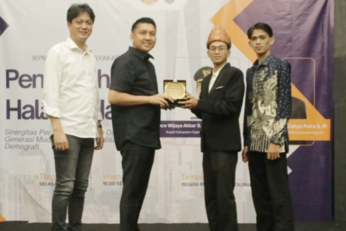 Bupati Ogan Ilir Kukuhkan Pengurus IKPM Sumsel Komisariat Caram Seguguk di Yogyakarta