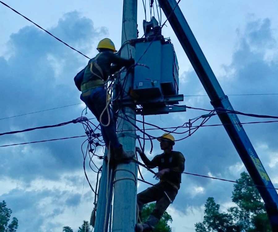 Keluhan Menahun Terjawab, Listrik Andal Mulai Hadir di Air Sugihan OKI