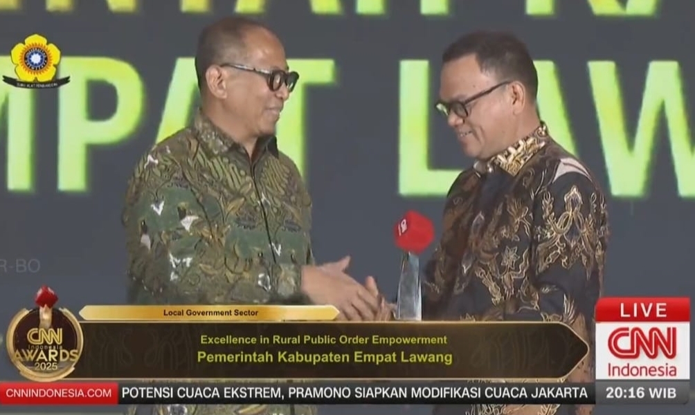 Luar Biasa, Empat Lawang Raih Penghargaan Excellence in Rural Public Order Empowerment di CNN Indonesia Awards