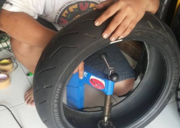 Ragu Menggunakan Ban Tubeless? Berikut Kelebihan dan Kekurangannya 