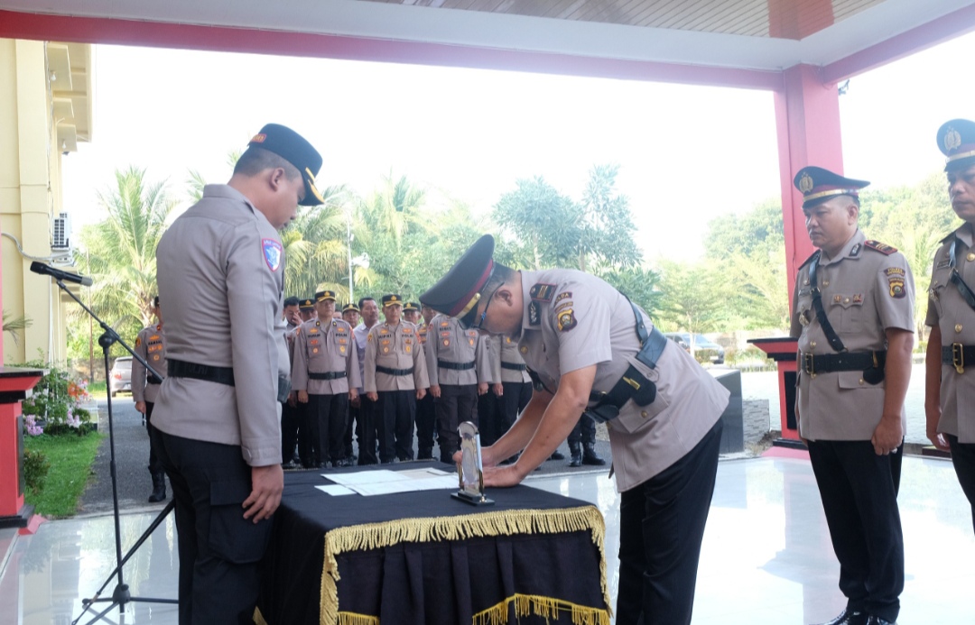 Polres OKI Sertijab Kapolsek Lempuing dan Pelantikan Kapolsek Pedamaran Timur