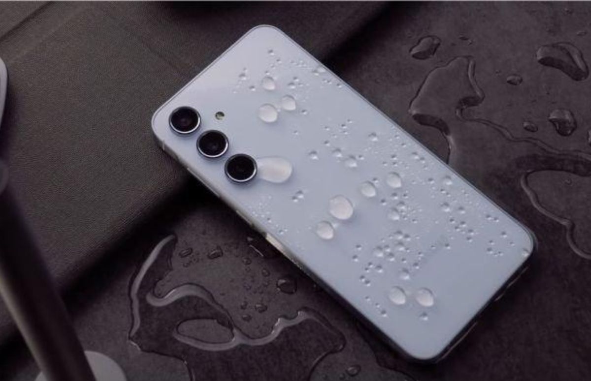 Galaxy A55 5G: HP Fotografi Samsung Tahan Air dengan Sertifikasi IP67 dan Kamera Leica Style