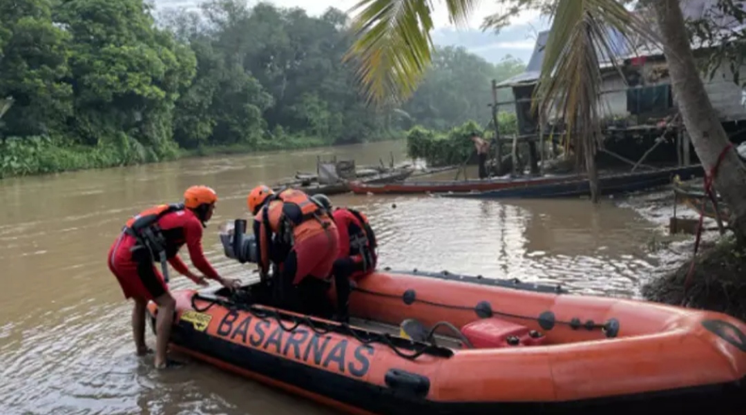 Liburan ke Desa Bocah Tenggelam di Sungai Komering, SAR Lakukan Pencarian
