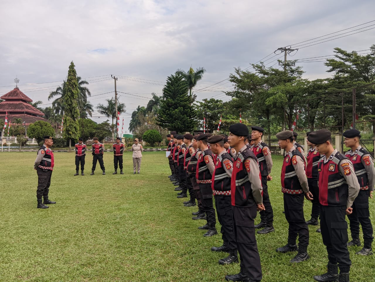 Kasat Samapta Polres Ogan Ilir Tekankan Disiplin dan Penyalahgunaan Narkoba serta Judi Online Bagi Personelnya