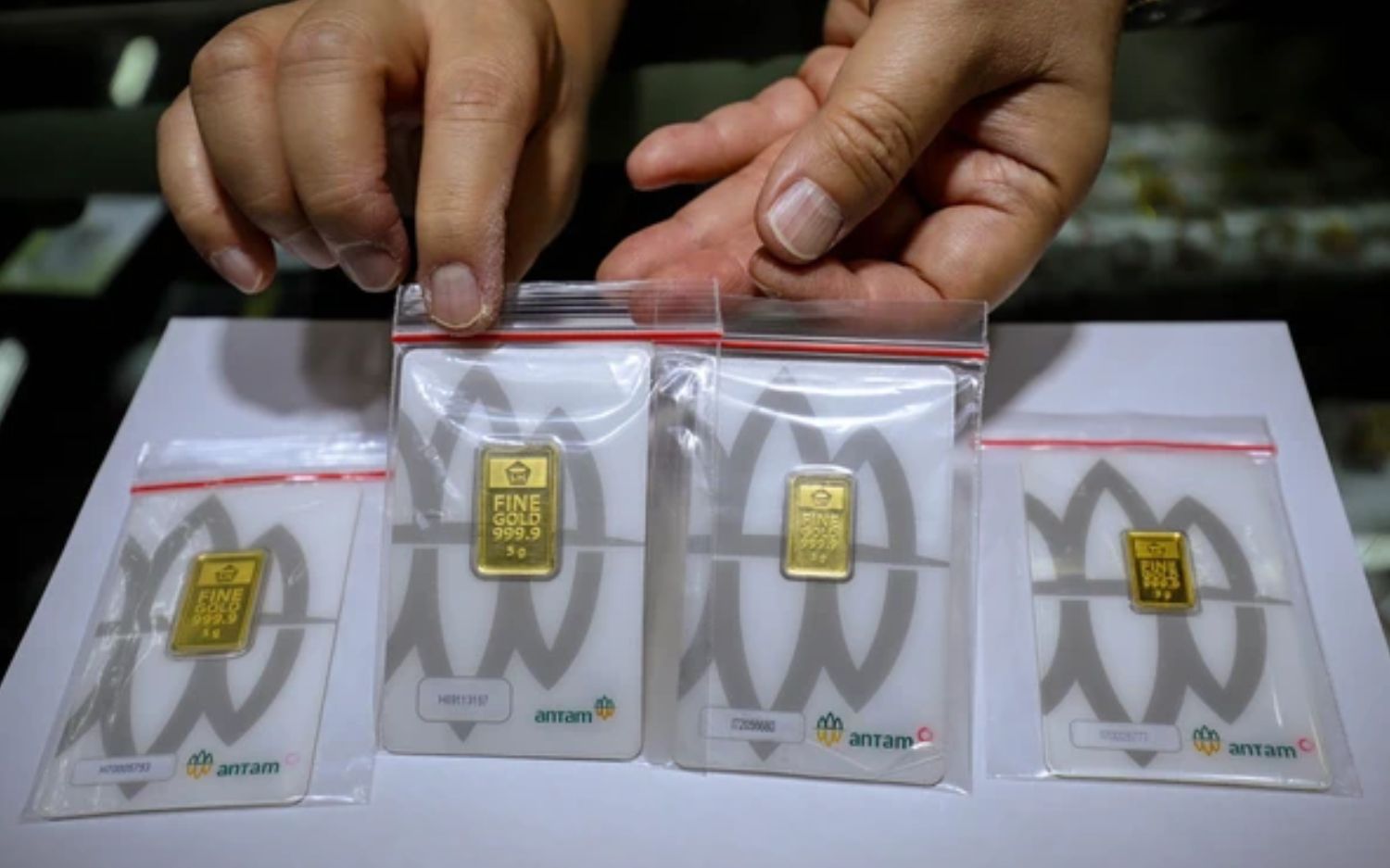 Harga Emas Antam Hari Ini 24 September 2026 Turun Rp25.000, Cek Harga Terbarunya