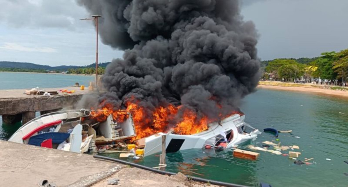  Kapalnya Meledak dan Terbakar Saat Isi Bahan Bakar, Cagub Maluku Utara Benny Laos Meninggal