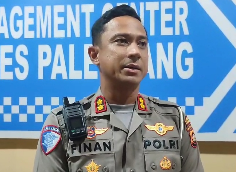Viral Anggota Satlantas di Palembang Dilempar Sopir Truk Pakai Botol Langsung Kabur, Berikut Kronologi Lengkap