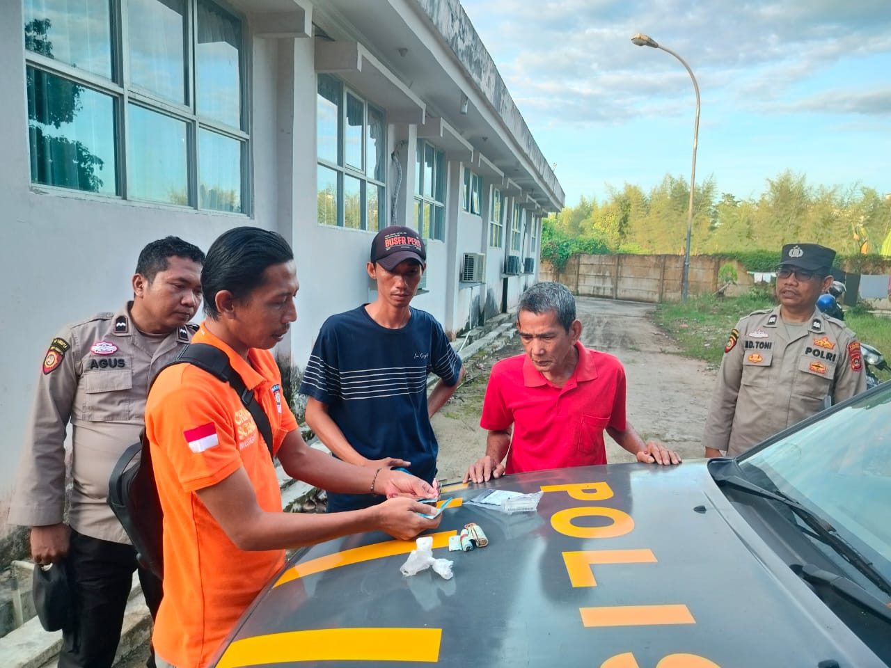 Polres Prabumulih Evakuasi Korban Tertabrak Kereta Api Babaranjang, Imbau Warga Waspada di Perlintasan