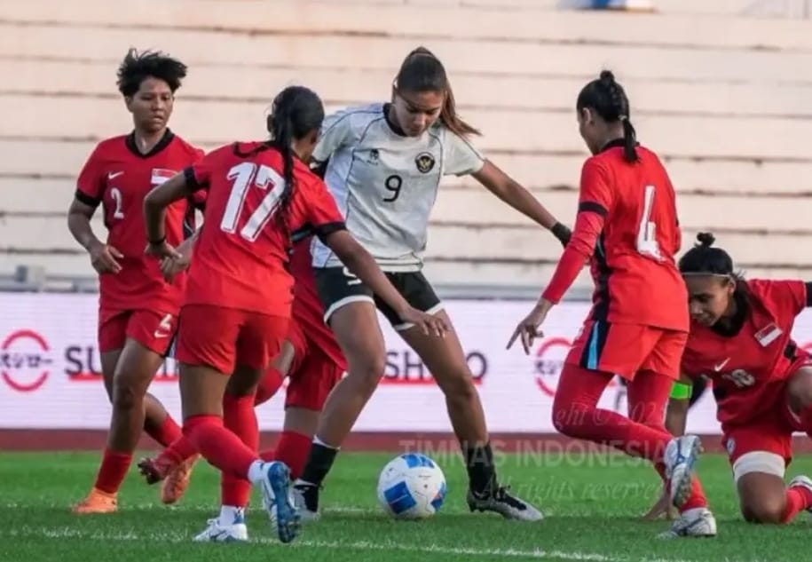Sempat Tertinggal, Timnas Putri Indonesia Balikkan Keadaan, dan Taklukkan Singapura 3 -1