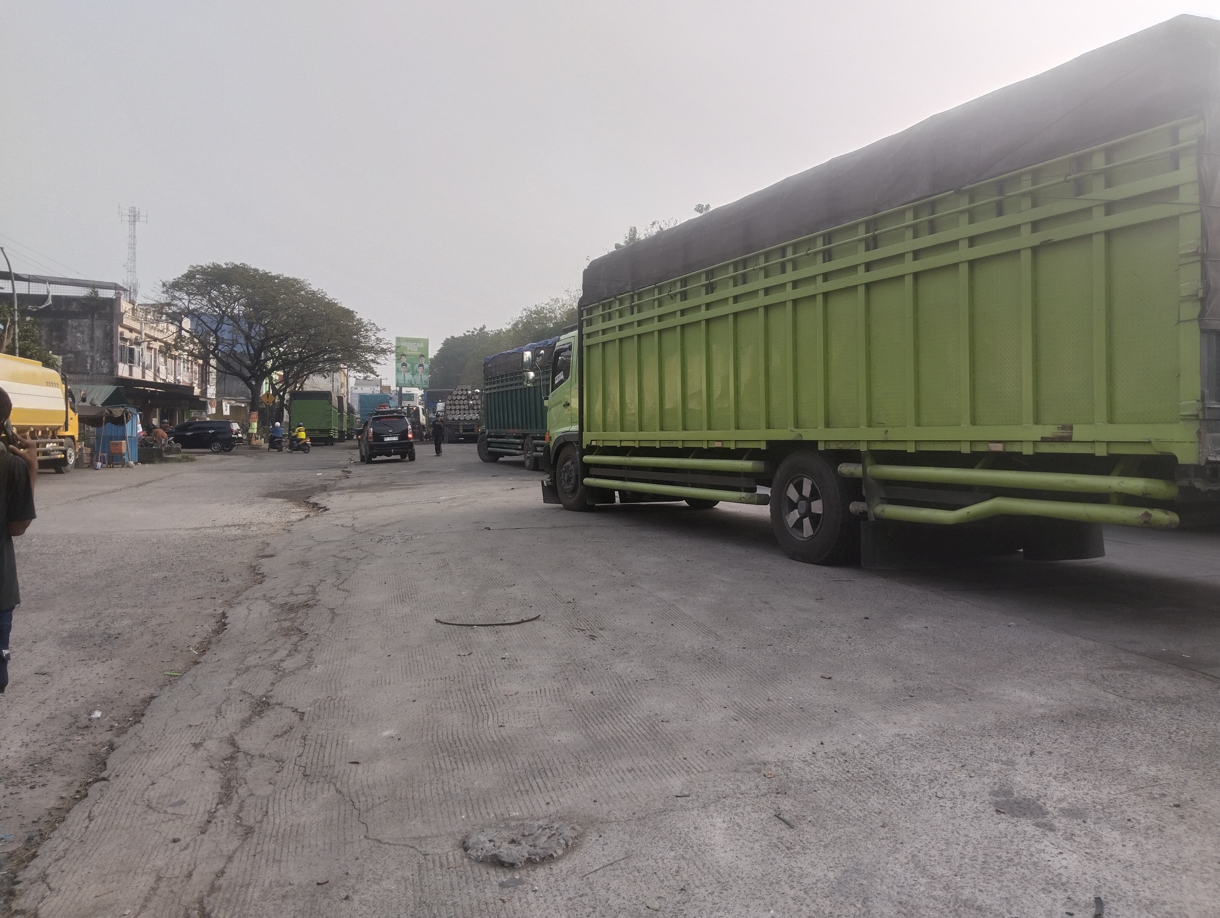 Macet di Jalintim Palembang-Betung, Jarak Tempuh Sekayu-Palembang Mencapai 9 Jam