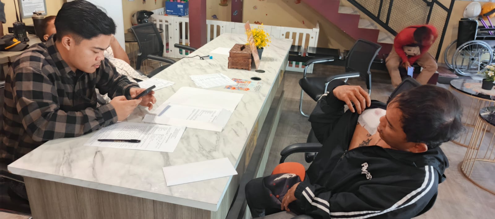 Bentrok Pria Bersajam di Terminal Lemabang Makan Korban, Angga Mengaku Hanya Berniat Melerai 