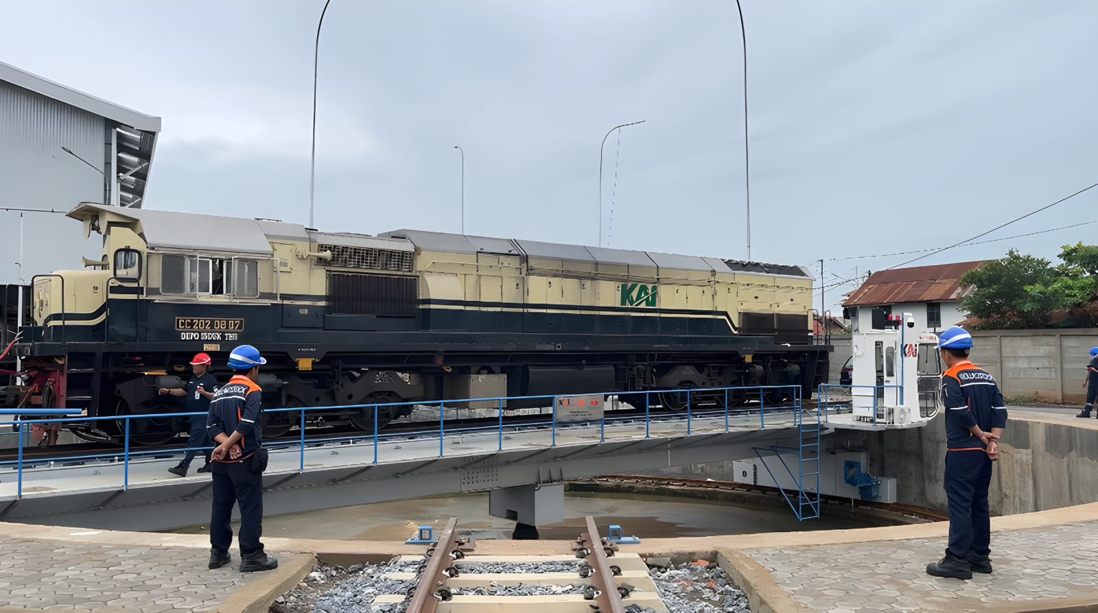 Optimasi Jalur Putar Mudahkan Jarak Pandang Masinis:: Keamanan Perjalanan Kereta Api Divre III Palembang