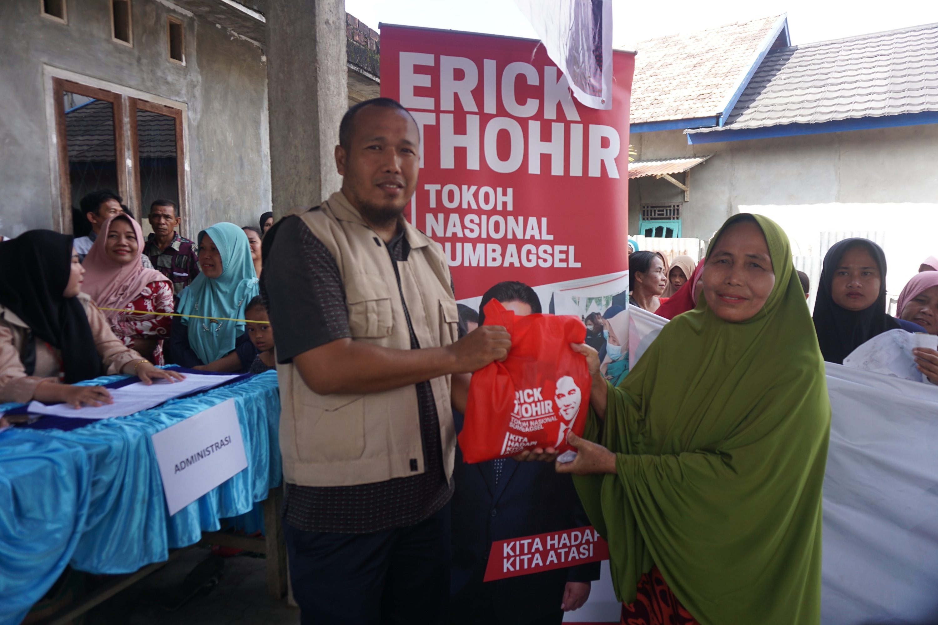 Sering Bantu Masyarakat Kecil, Erick Thohir Didoakan Menjadi Pemimpin Indonesia Dimasa Depan