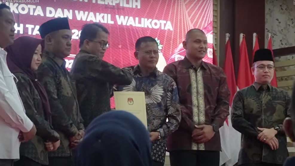 SELAMAT, Arlan-Franky Resmi Pimpin Prabumulih, KPU Tetapkan Walikota  Wakil Walikota Terpilih 2025-2030