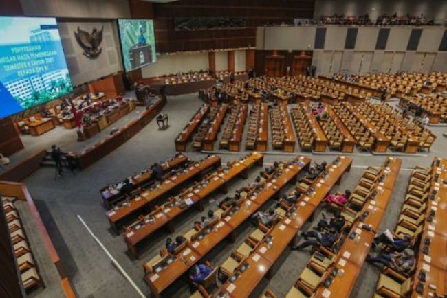 Putusan MK Revisi UU TNI Terkait Gugatan Beda Masa Pensiun TNI dan Polri, Sayangnya Tak Masuk Prolegnas 2023