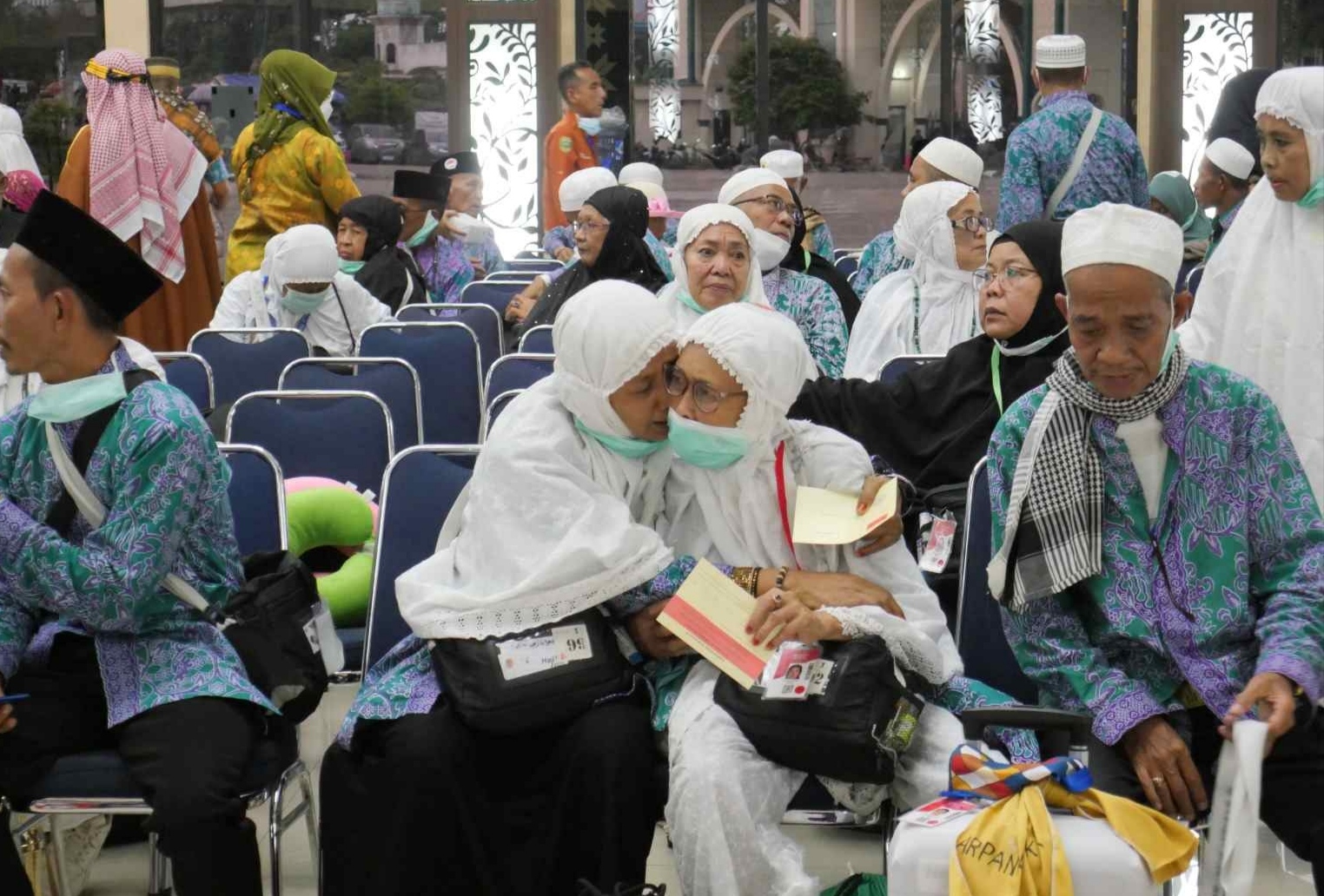 PPIH Debarkasi Palembang Sambut Kepulangan 359 Jemaah Kloter 6 di Asrama Haji Palembang