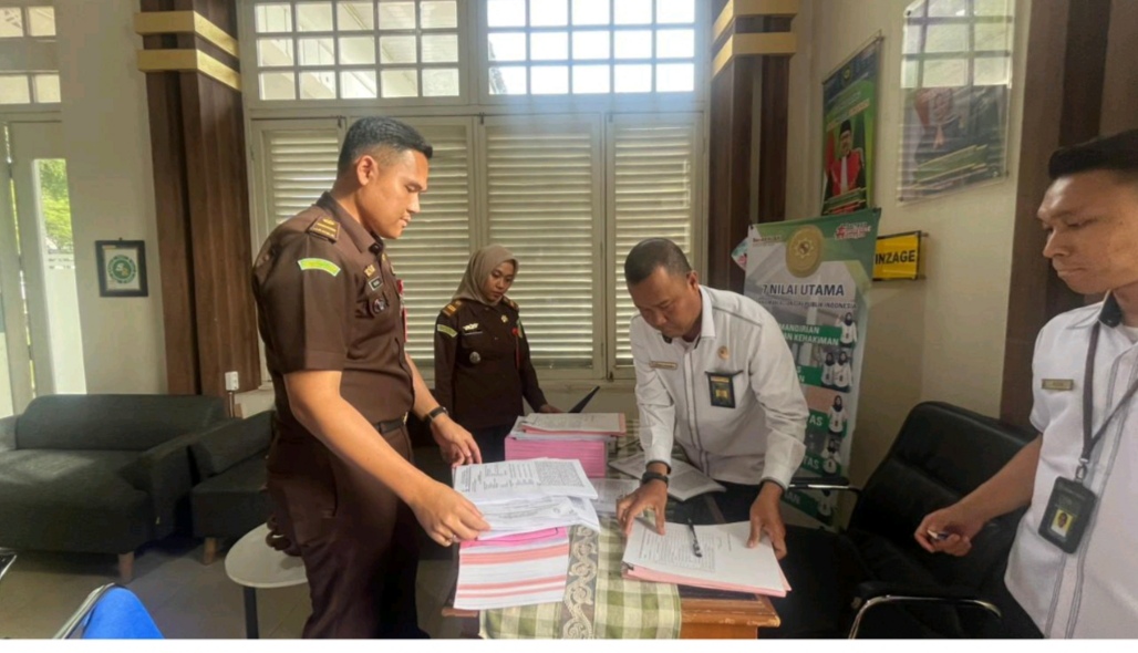 Dua Kasus Sekaligus, Kejari OKI Kirim Berkas Dugaan Korupsi Panwaslu dan Dispora ke PN Palembang