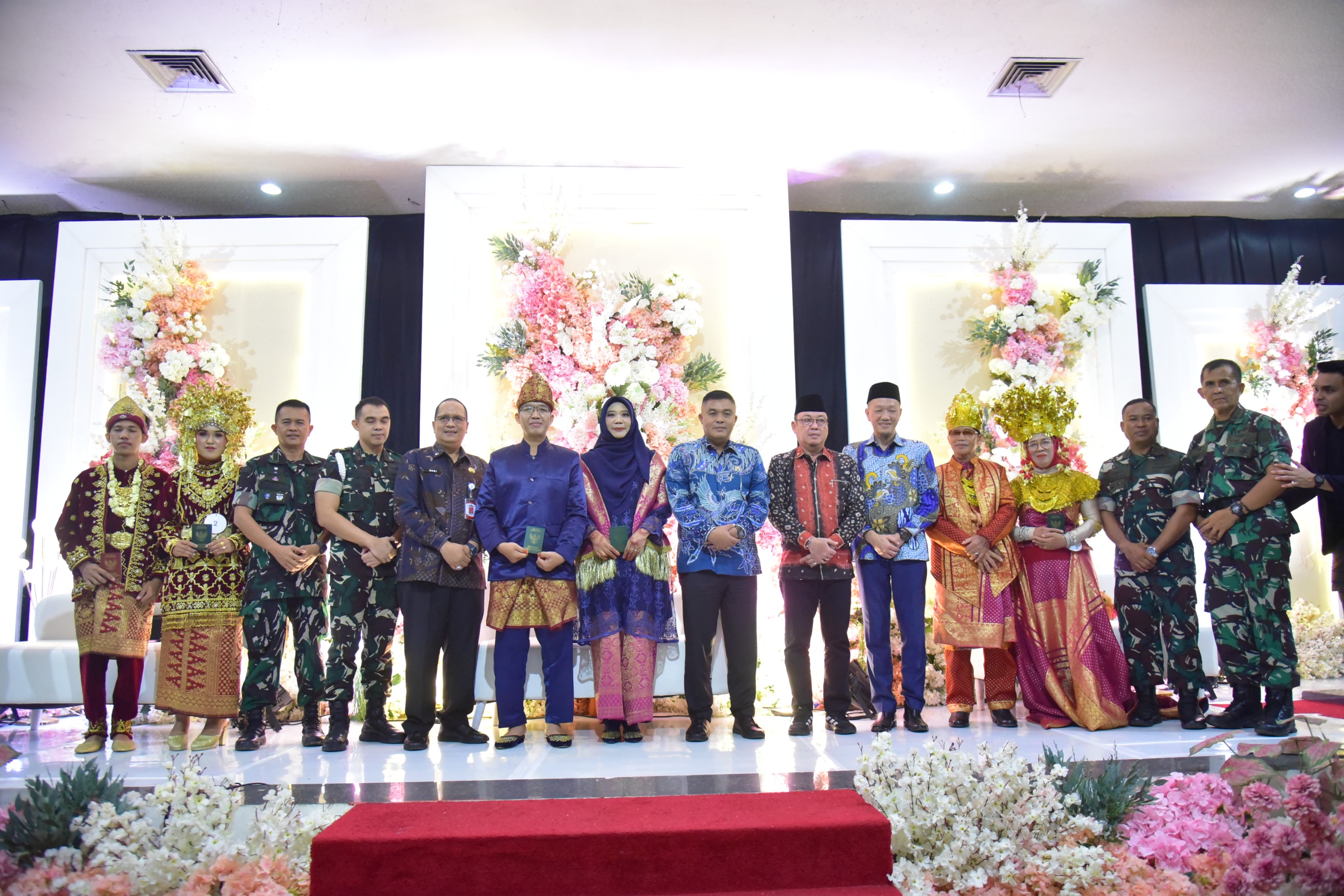 44 Pasang Pengantin Mengikuti Nikah Massal Pemkot Palembang
