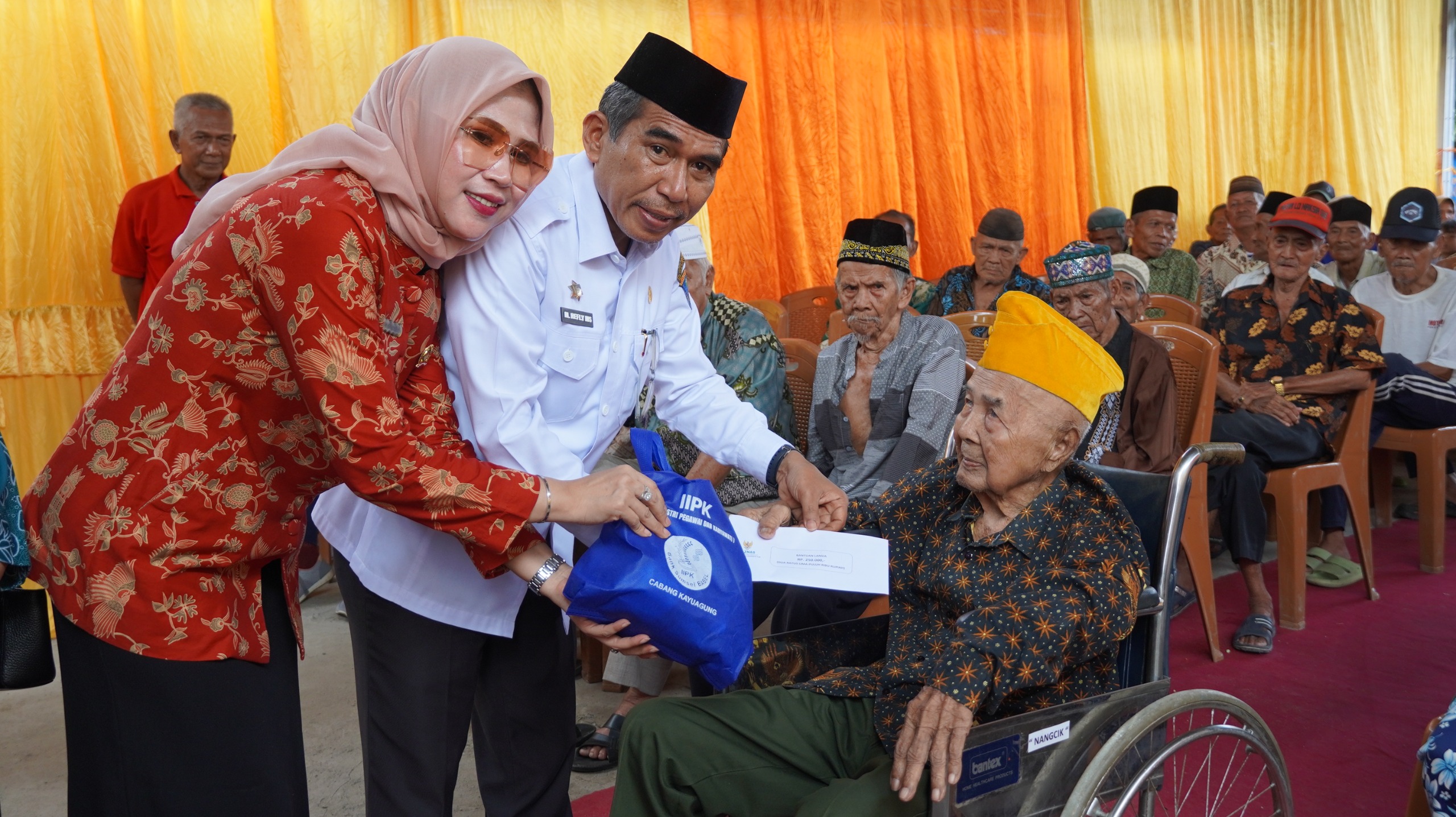 Jelang HUT RI ke-79, Pemkab OKI Peduli Veteran, Yatim dan Lansia