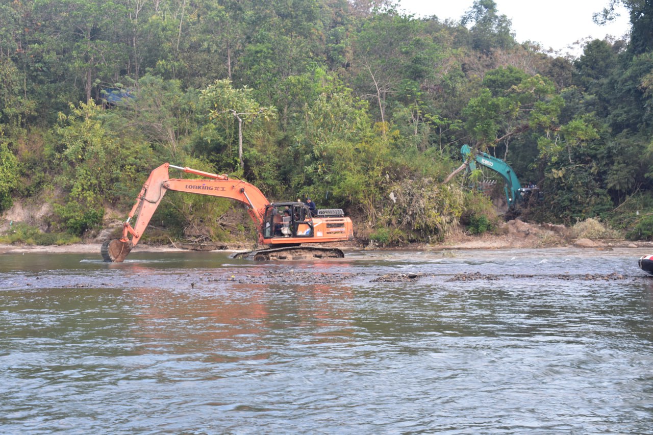 Satgas Polda Sumsel Temukan 3 Alat Berat Milik Bos Tambang Ilegal Muara Enim yang Disembunyikan Dalam Hutan