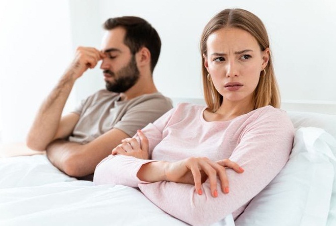 5 Dampak Buruk Silent Treatment Pada Pasangan, Bisa Bikin Hubungan Retak! 
