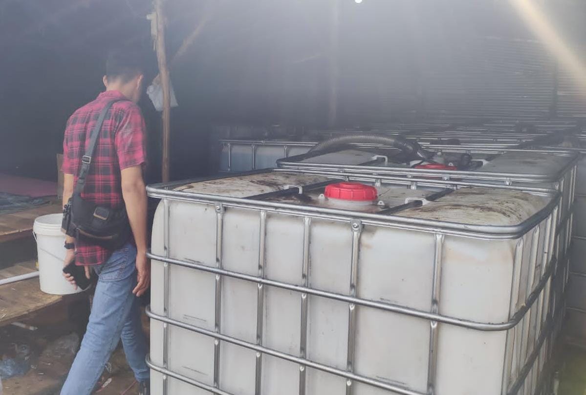Pemilik dan Penjaga Gudang Penampungan BBM Ilegal di Rambutan Menghilang, Petugas Amankan 17 Baby Tank