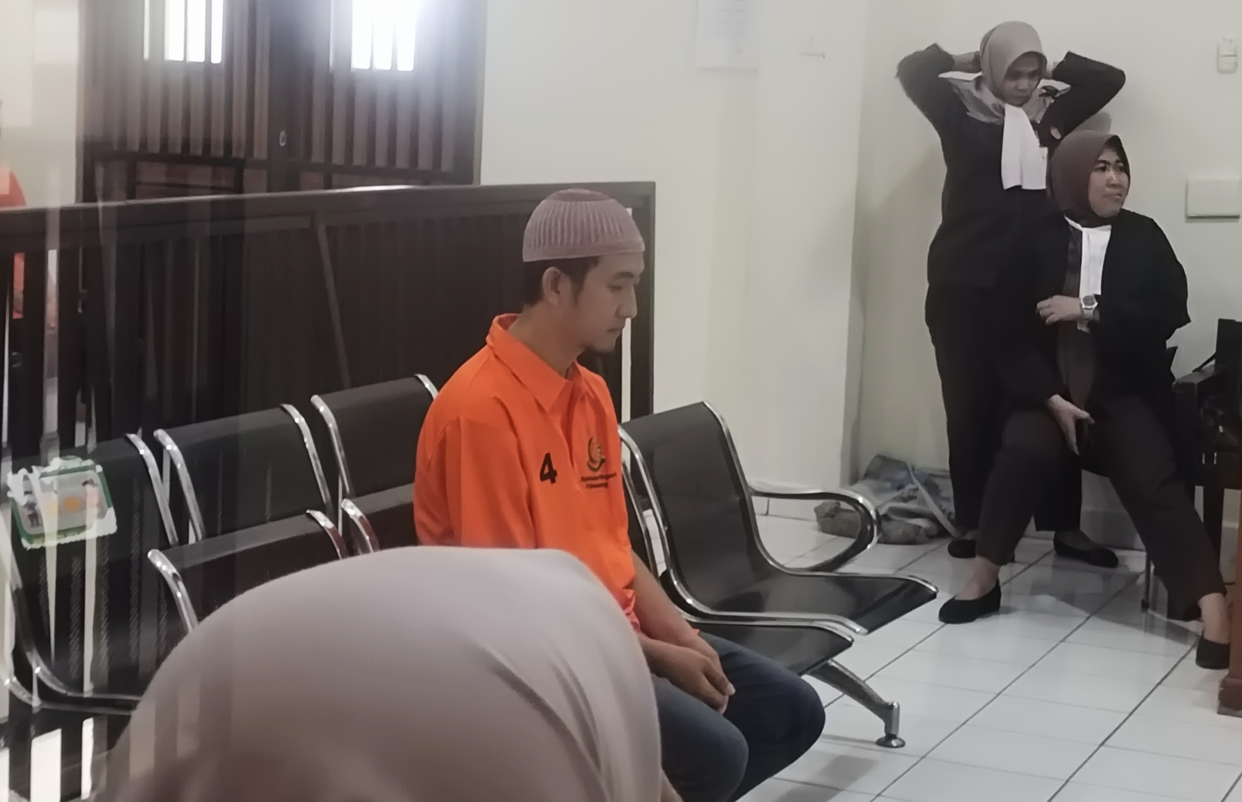 Cinta Terlarang Guru dan Murid SMA Swasta di Palembang Berujung Divonis 9 Tahun Penjara