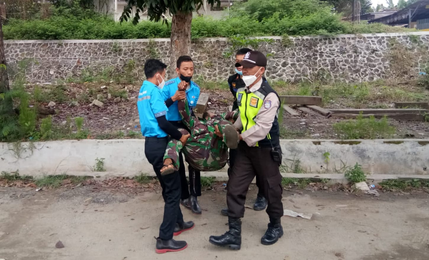 Ngamuk di Stasiun, Cekcok dengan Satpam, Anggota TNI Gadungan Malah Pingsan
