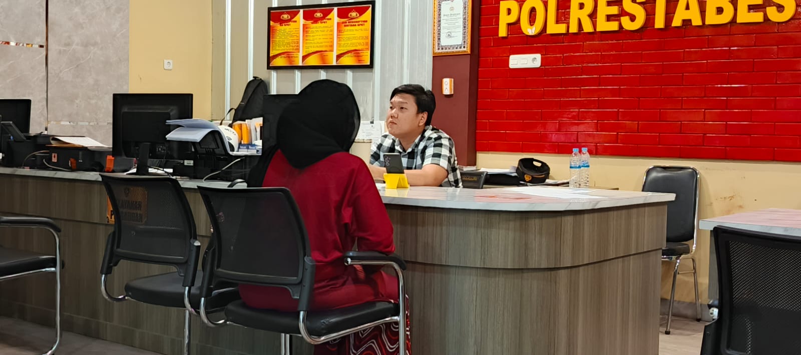 Wanita Muda di Palembang Dianiaya Mantan Suami, Diduga Cemburu Usai Cek Hp Korban