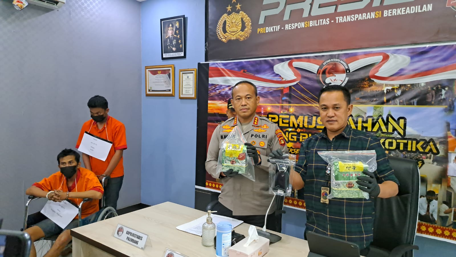 2 Pengedar Narkoba Lintas Negara Ditangkap, 1 Ditembak Polisi, Amankan 2,1 Kg Sabu