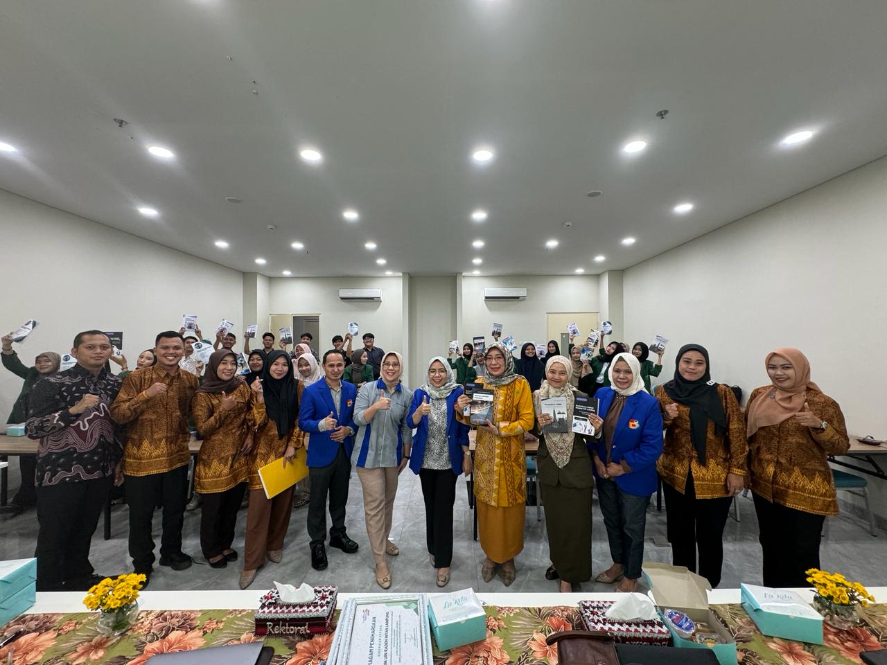 Pengabdian Kepada Masyarakat, Dosen Universitas Bina Darma Palembang Beri Pelatihan Digital Marketing