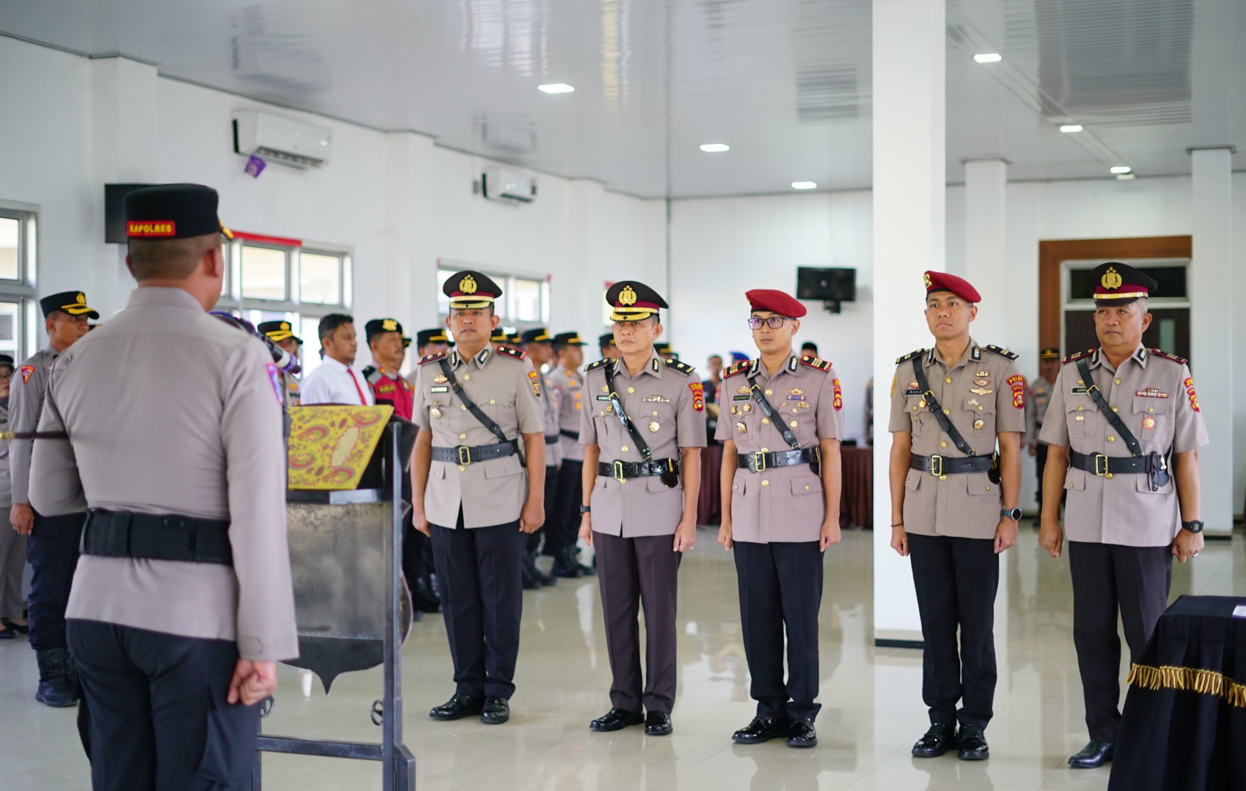 Kapolres OKI Pimpin Sertijab Wakapolres dan Kasat Reskrim