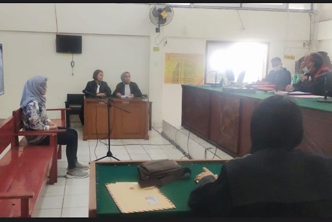 Oknum Polwan Mengamuk Saat Disidang Kasus Asusila, Marah Lihat Banyak Wartawan Ambil Foto dan Meliput Sidang 