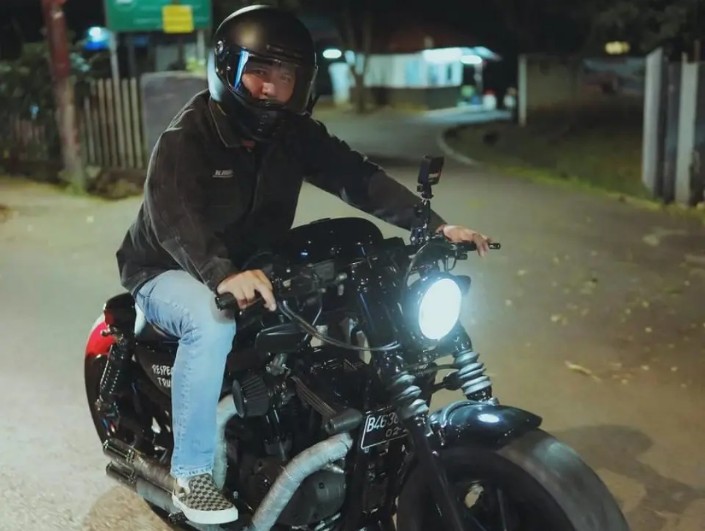7 Artis Indonesia Pecinta Motor Gede, dari Cruiser Mewah hingga Adventure Tangguh