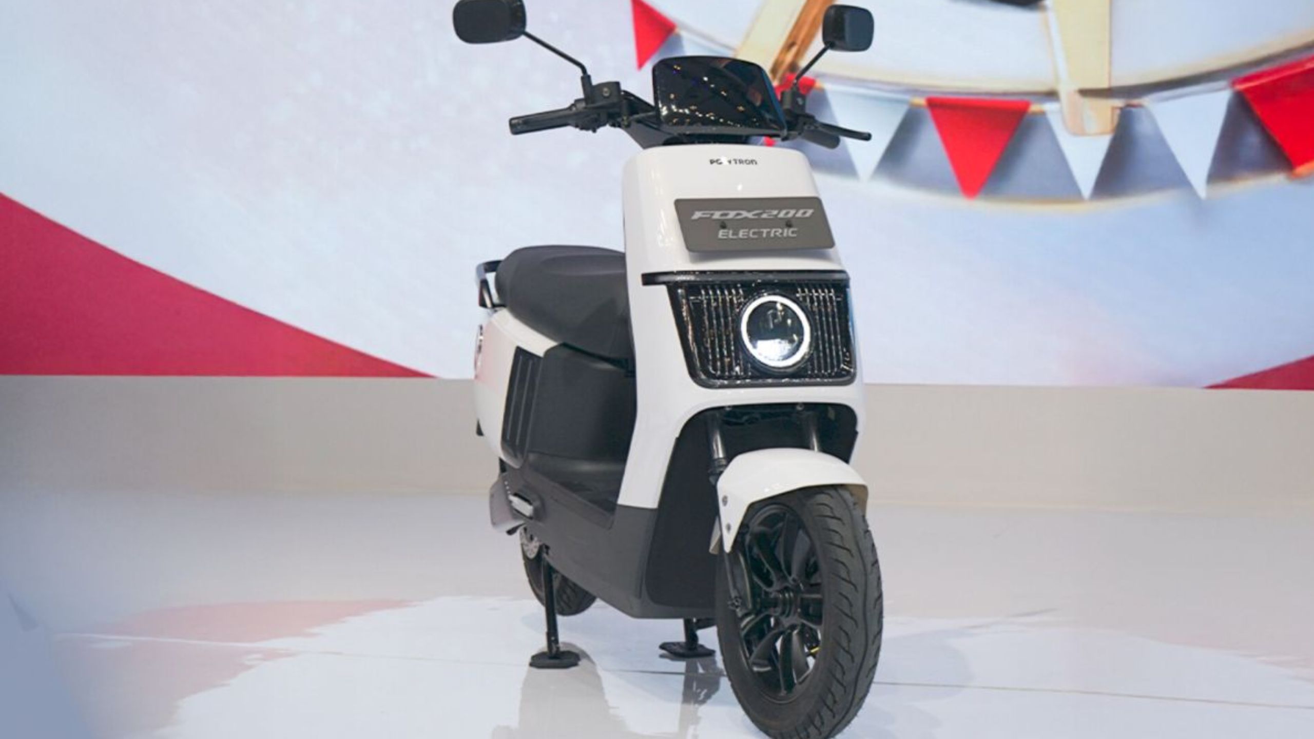 Polytron Fox 200 Resmi Meluncur, Motor Listrik Stylish dan Nyaman untuk Pengendara Perempuan