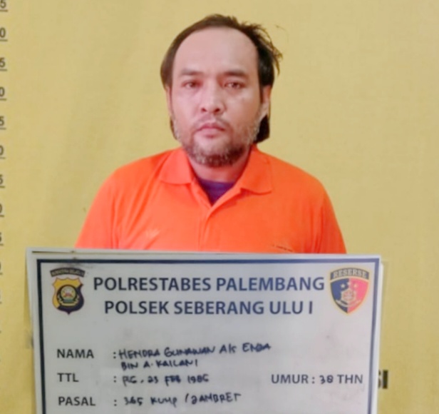 Buntuti dan Rampas Kalung Emas Korban di Jalan, Pria di Palembang Pasrah Saat Diamankan Polisi