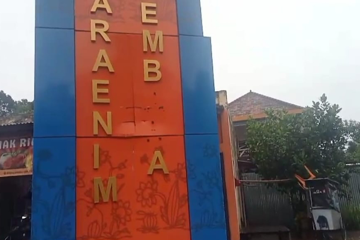 ALAMAK, Proyek Gapura Baru Selesai di Muara Enim Sudah Dirusak OTD