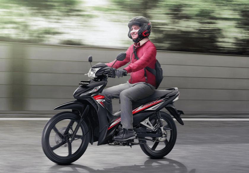Honda Absolute Revo: Motor Irit Menjerit dan Kerap Membuat Pengendaranya Dianggap Sebagai Cowok Baik-baik 