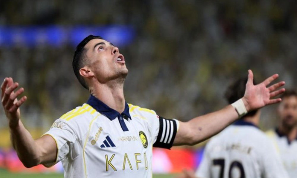 Ronaldo Bawa Al Nassr Juara Liga Arab Saudi
