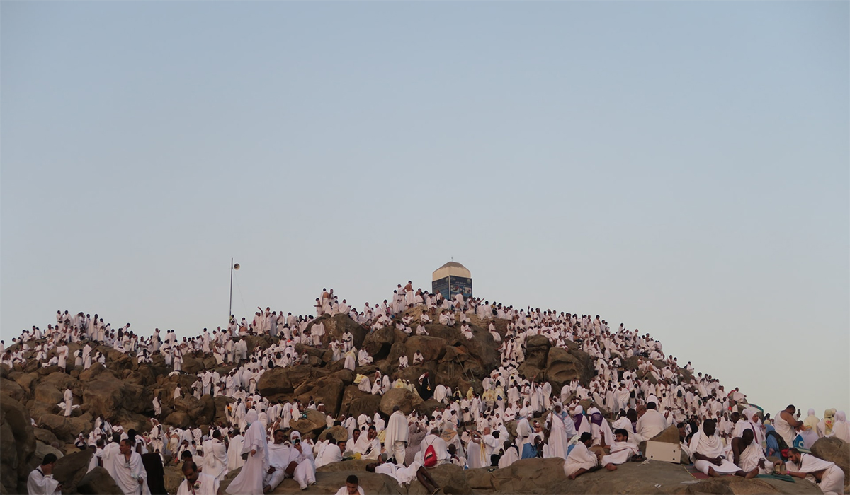 Puncak Haji Wukuf di Arafah, Jutaan Jemaah Bermunajat 