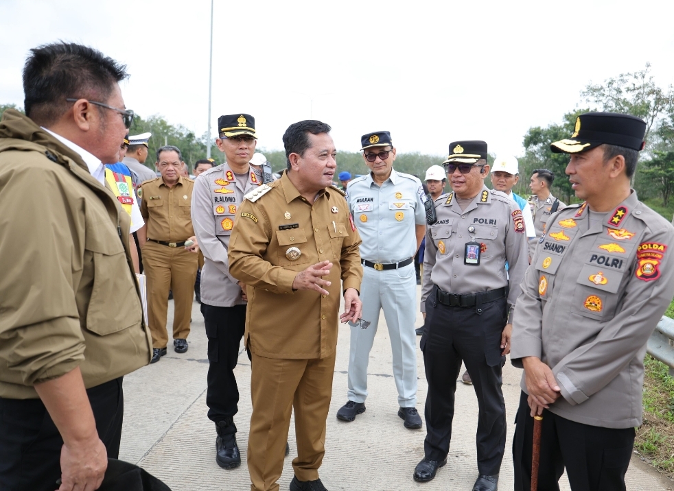 Kapolda Sumsel Irjen Pol Sandi Nugroho Tinjau Tol Kapal Betung, Pastikan Kesiapan Arus Mudik