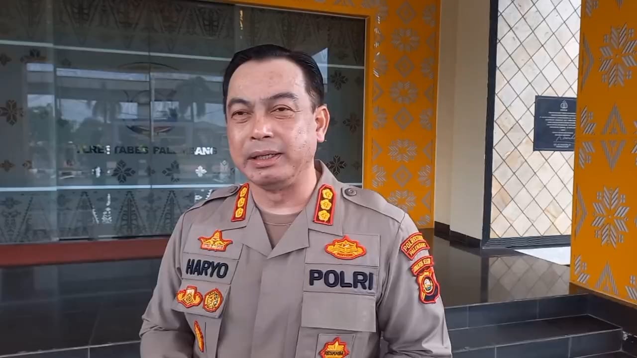 Masih Ditahan di Polrestabes Palembang, Status Eks Sekwan OKUS dan WIL Ditentukan Usai 1×24 Jam