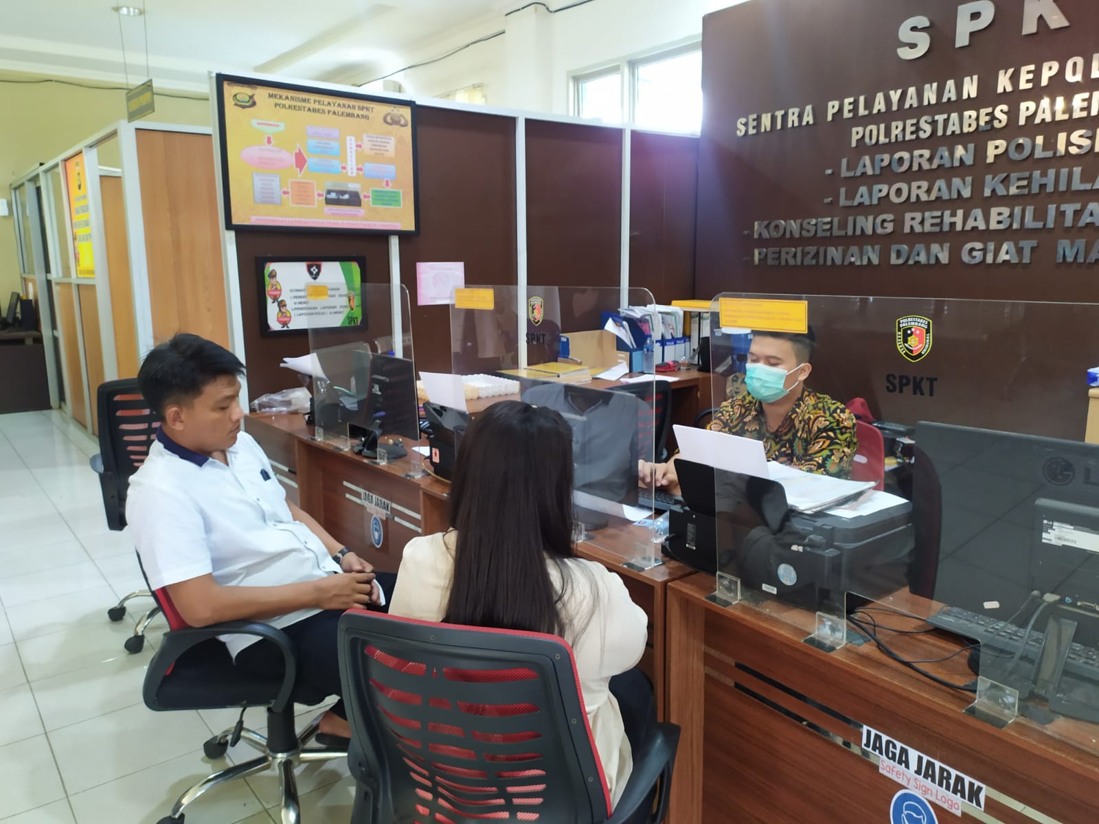 Diancam, IRT Laporkan Adik Mantan Suami