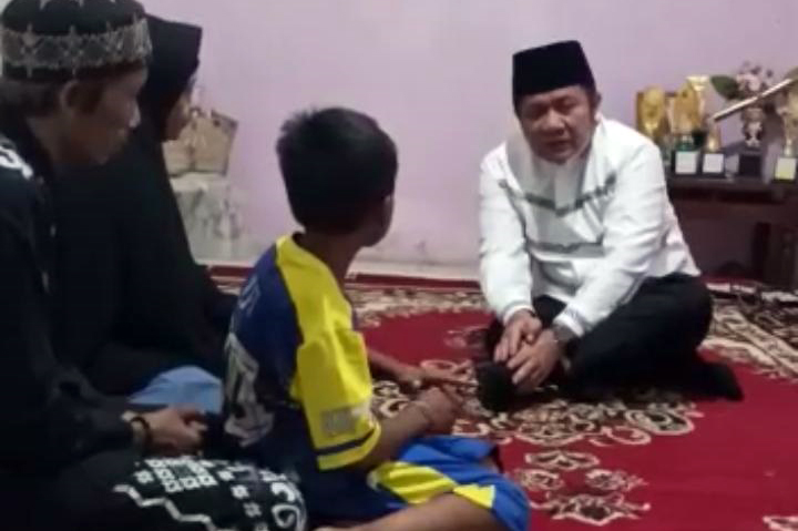 Sampaikan Belasungkawa, Gubernur Sumsel H Herman Deru Sambangi Kediaman Soimah