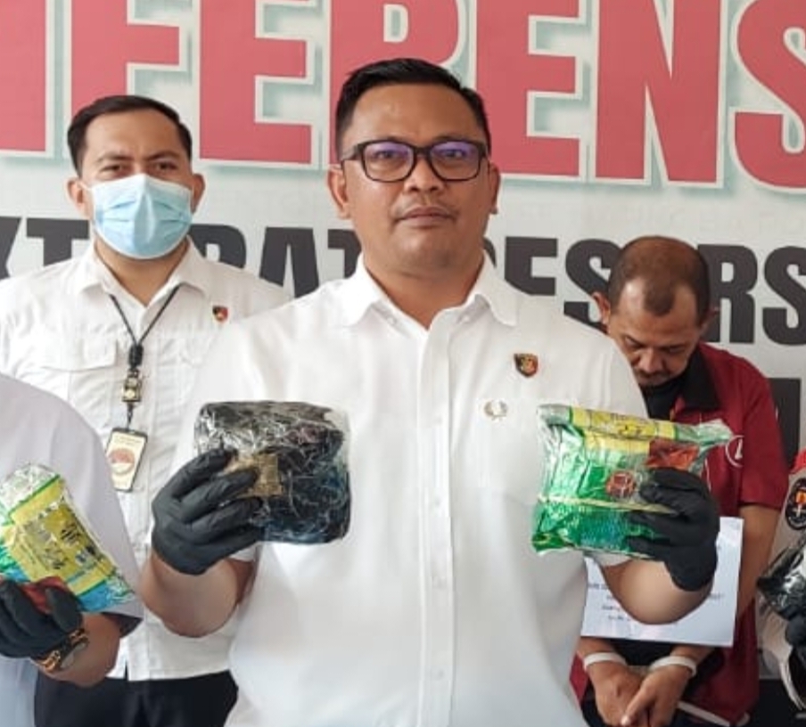 Ditresnarkoba Polda Sumsel Amankan 4 Kg Sabu dan 3.000 Pil Ekstasi, dari Seorang Bandar di Ogan Ilir
