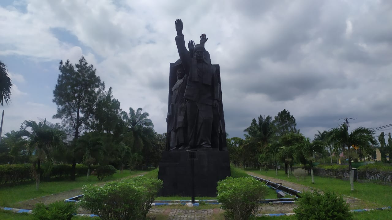 RTH Taman Segitiga Emas Kayuagung, Tempat  Santai Warga