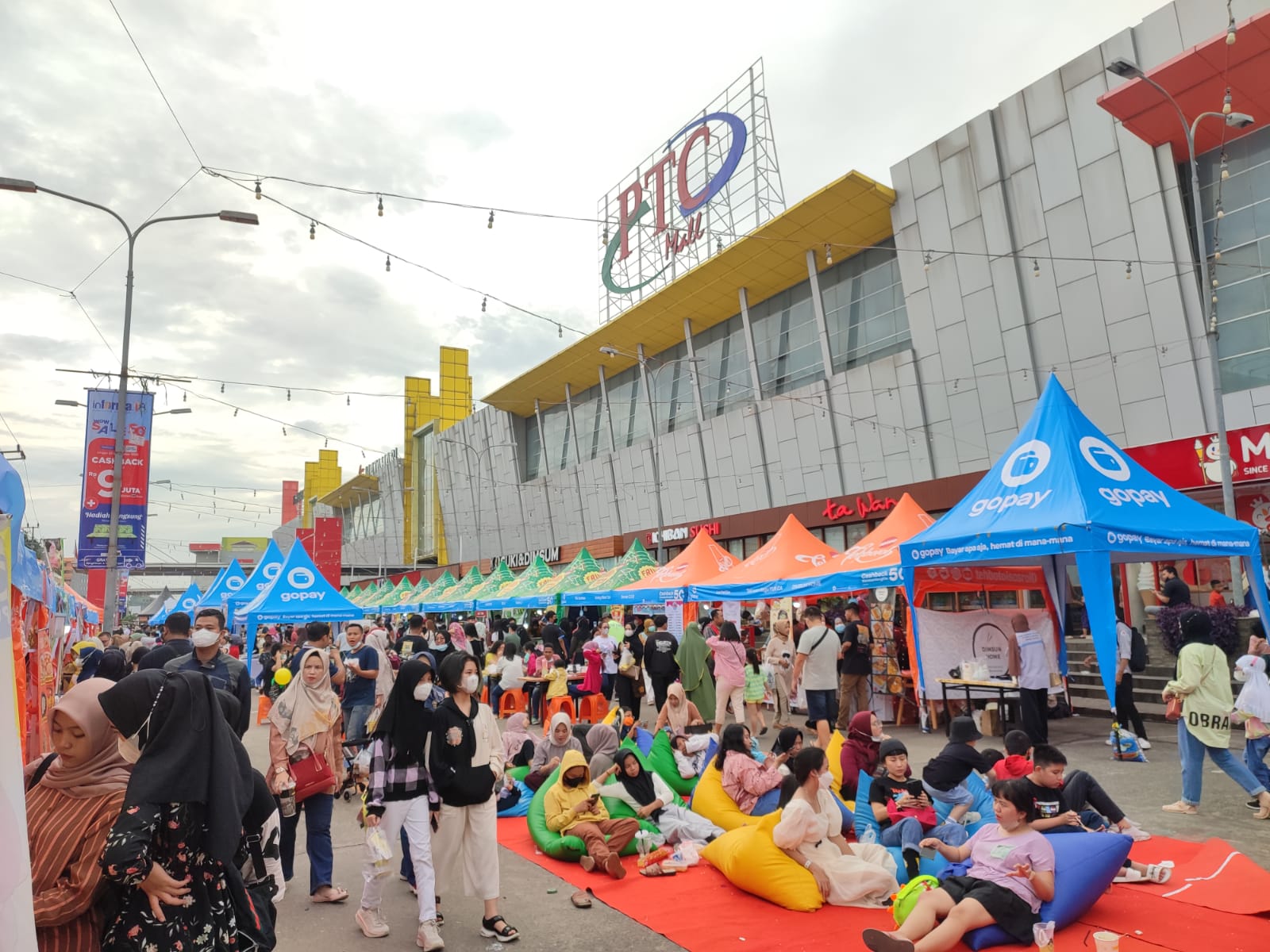 Ratusan Pecinta Makanan Serbu Festival Foodies Palembang di PTC Mall