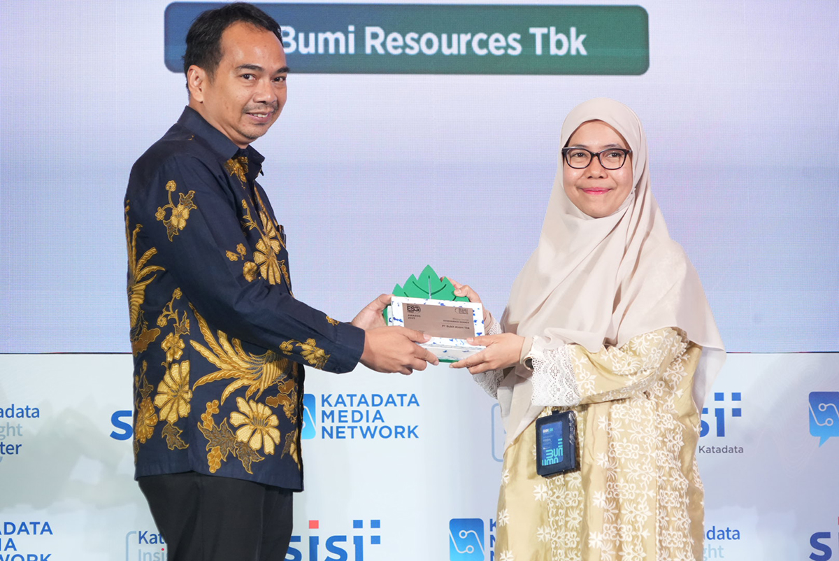 PT Bukit Asam Tbk Raih Katadata ESG Index Awards 2025, Tegaskan Komitmen pada Keberlanjutan Pertambangan