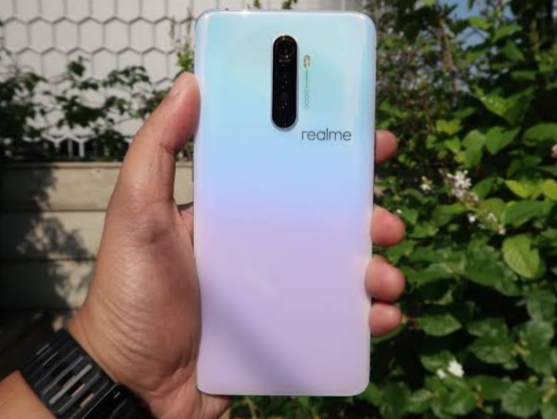 Realme X2 Pro: HP Minimalis dengan Material Premium dan Ditenagai Chipset Snapdragon 855+ 