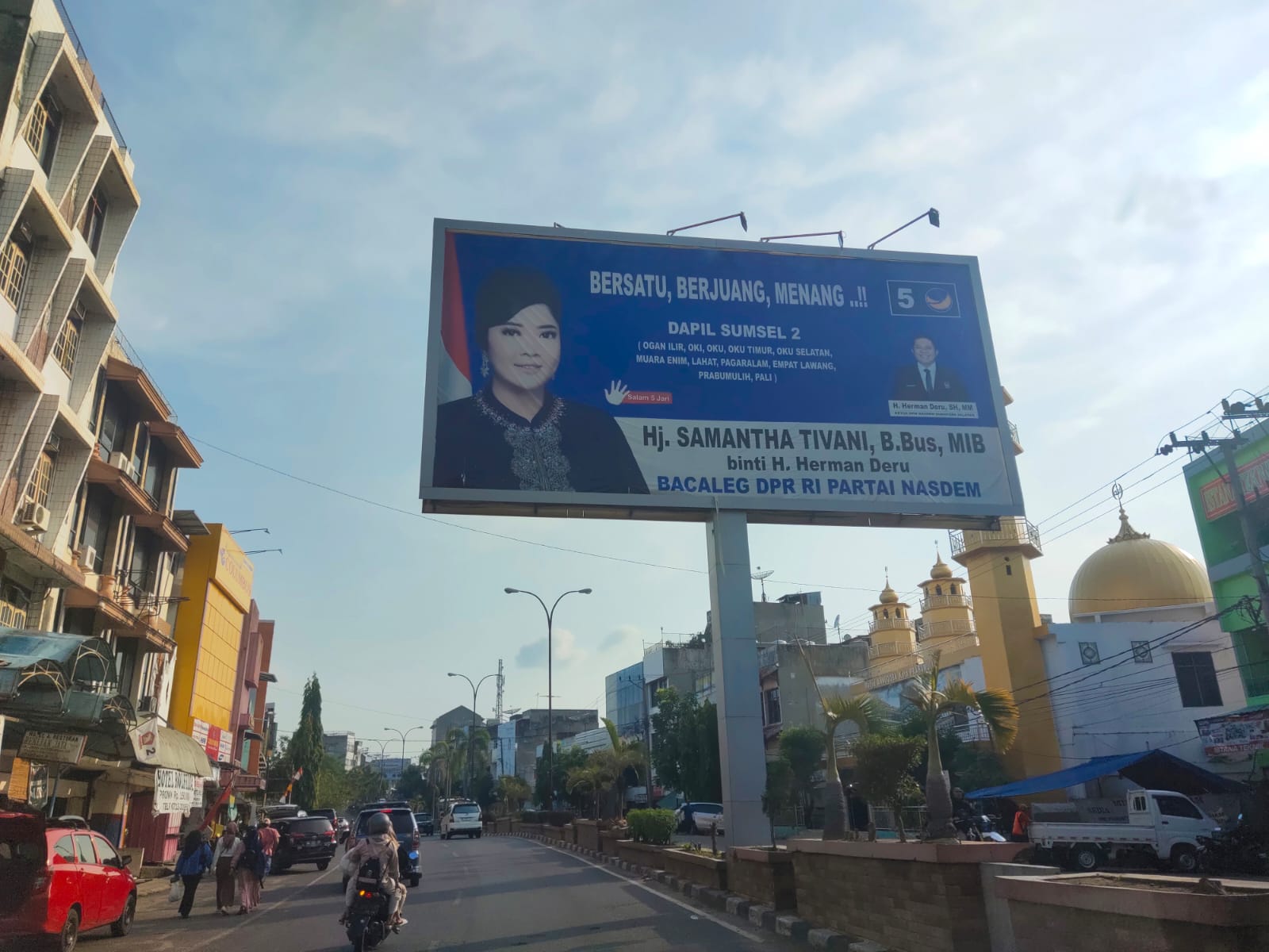 Baliho 'Raksasa' Masih Hiasi Jalan Protokol Kota Prabumulih, Bawaslu Surati Pj Wali Kota